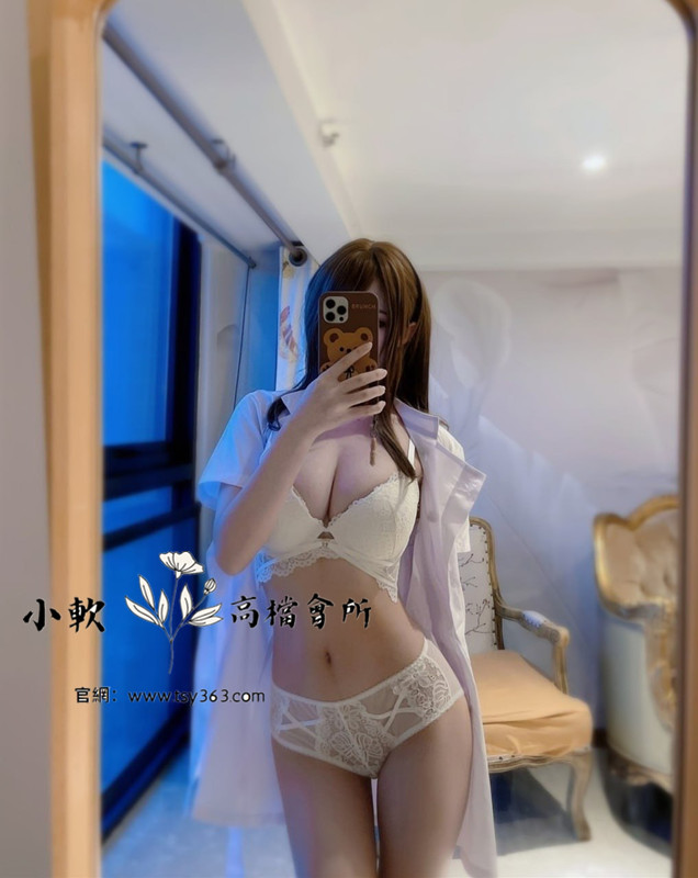 伊伊