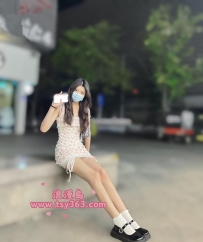 辣辣/162/45kg/C奶/20歲  清純可愛 身材還不錯 有C奶   奶頭和...