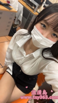 【台中】紫薯/160/45kg/C+奶/20歲 軟軟的軟妹喜歡嗎 微肉軟軟...