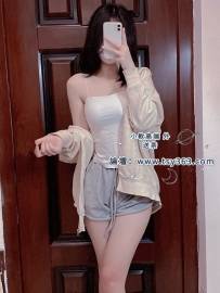【雙北】小蜜/164/44kg/23歲/C奶很陽光又會挑逗 奶頭小小的 ...