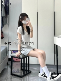 [vip]小佳/158cm 44kg Ccup 20歲學生妹 清純型 有臉有身材  很貼...
