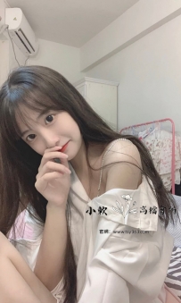 【台中】滋滋/156/43kg/C奶/19歲陽光系正妹 甜美臉蛋 小蘿莉 ...