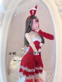 【耶誕女神系列】啾咪/163/44kg/20歲/C奶 肌膚白嫩細緻  飄逸...